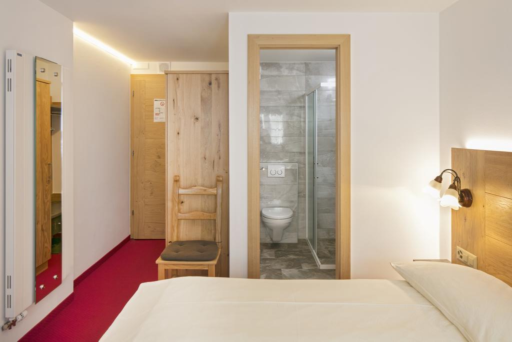 Annex Antika Hotel Zermatt Exterior photo