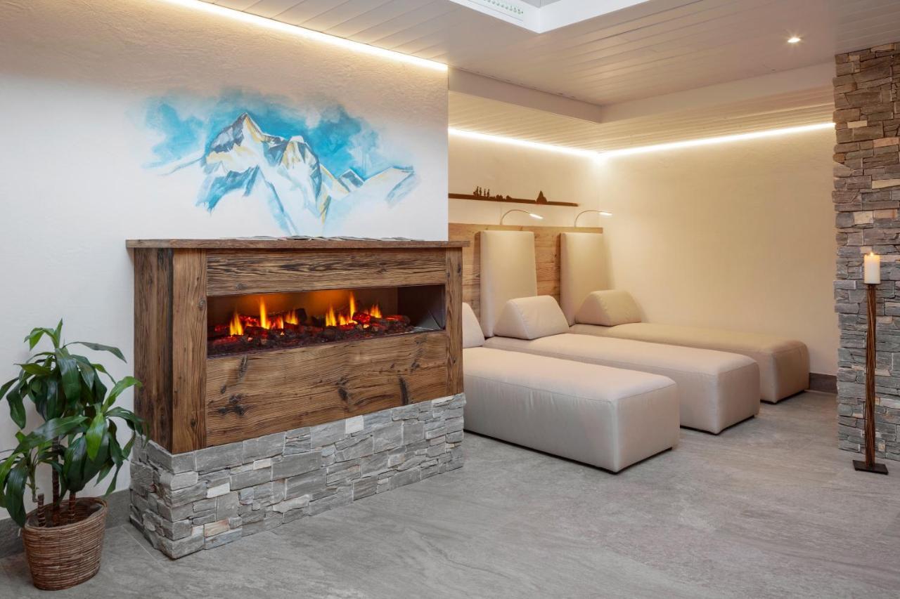Annex Antika Hotel Zermatt Exterior photo