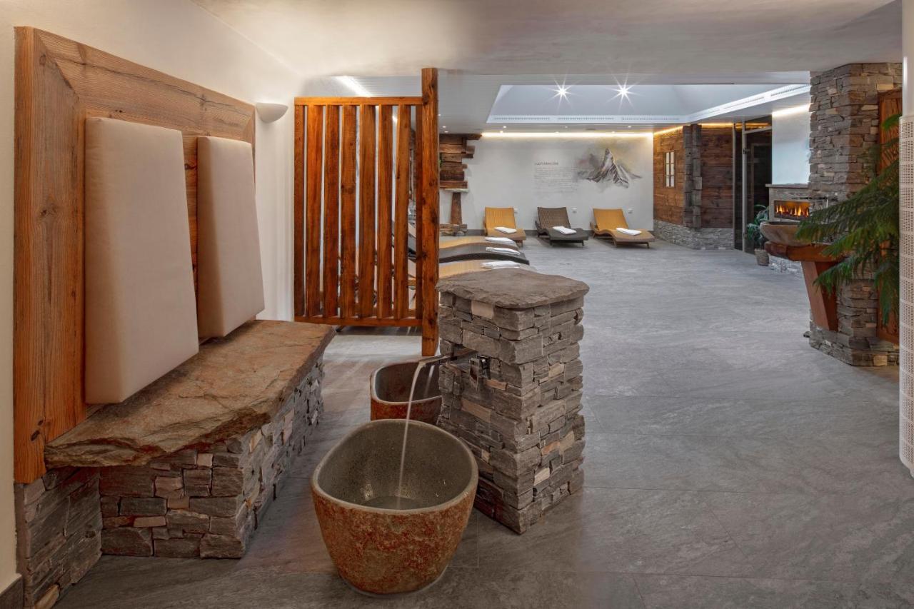 Annex Antika Hotel Zermatt Exterior photo