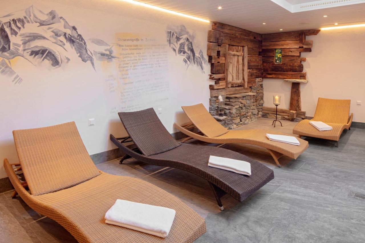 Annex Antika Hotel Zermatt Exterior photo